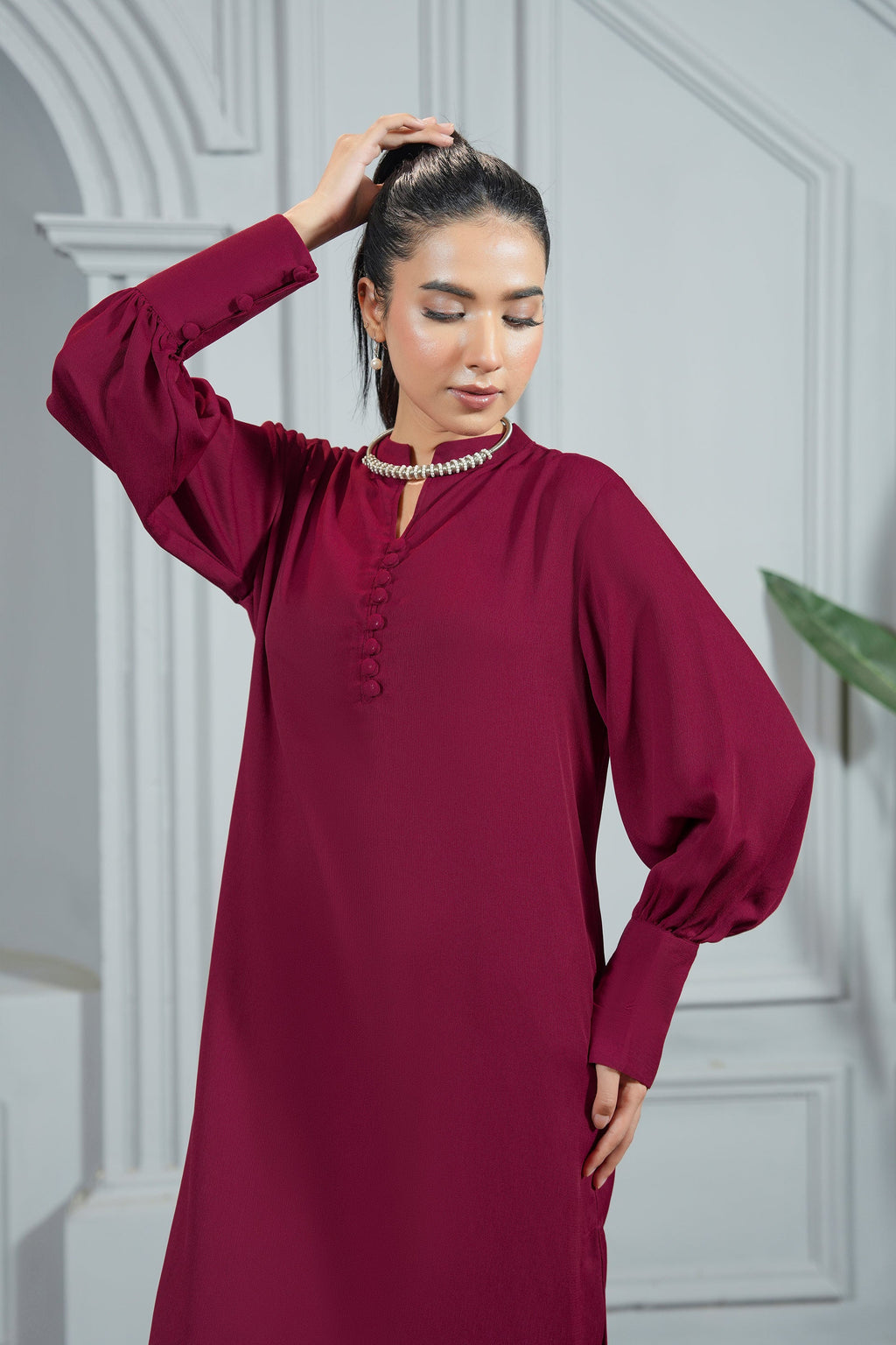 MAROON ROYAL