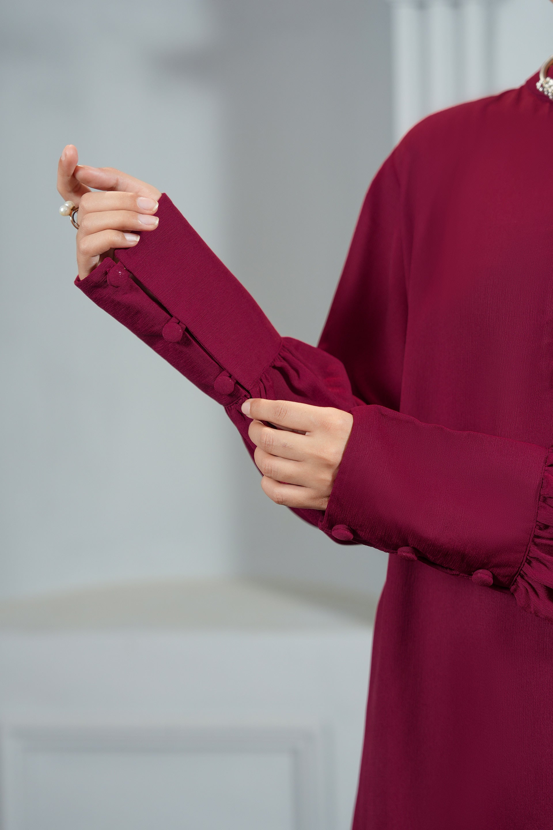 MAROON ROYAL