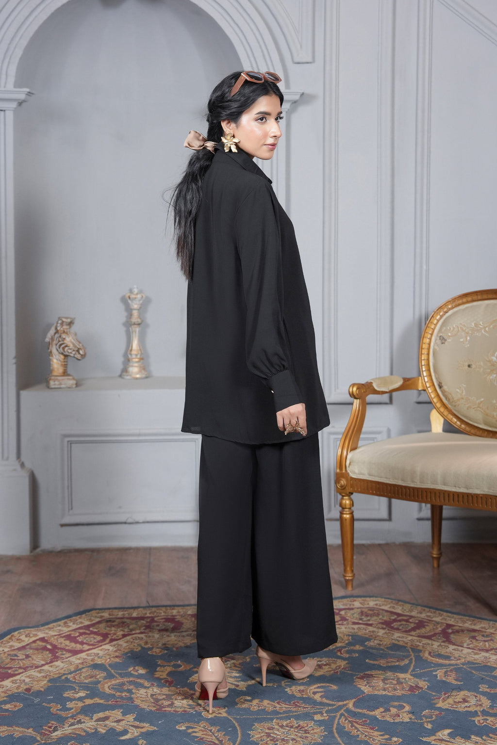 ONYX ELEGANCE BLACK