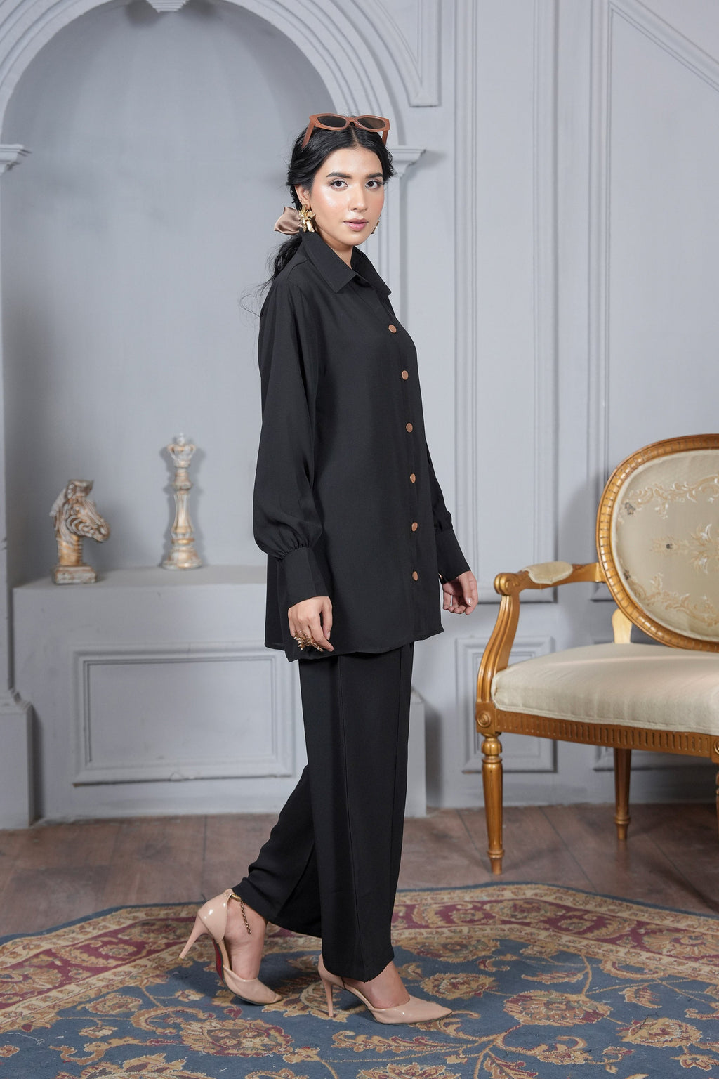 ONYX ELEGANCE BLACK
