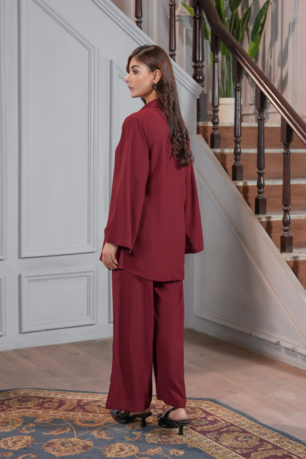 MEHROON ROYAL ELEGANCE
