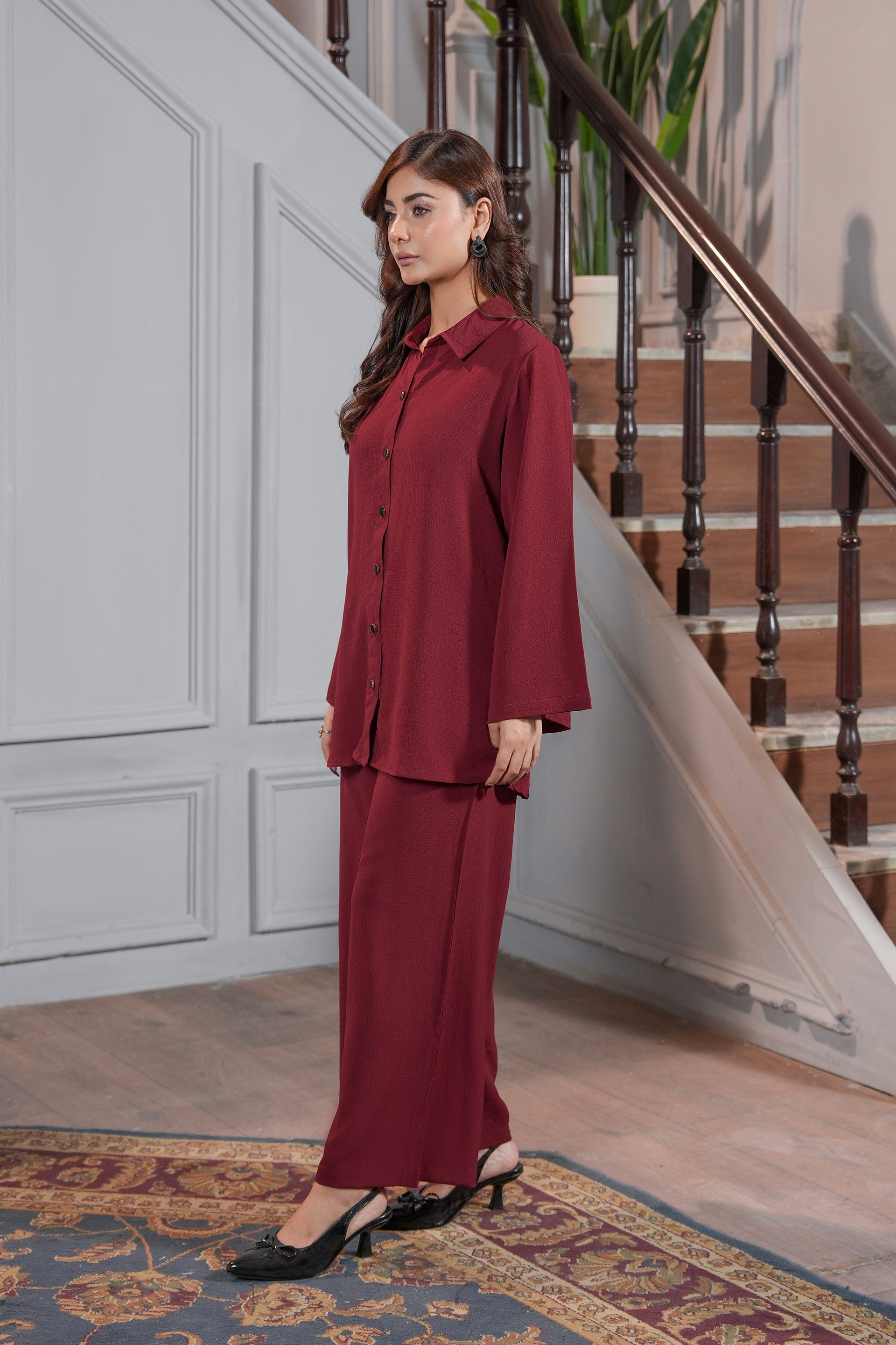 MEHROON ROYAL ELEGANCE