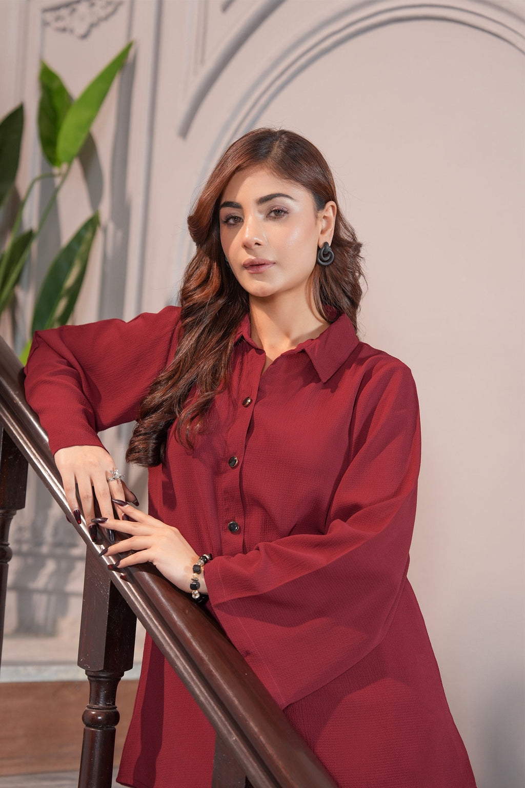 MEHROON ROYAL ELEGANCE